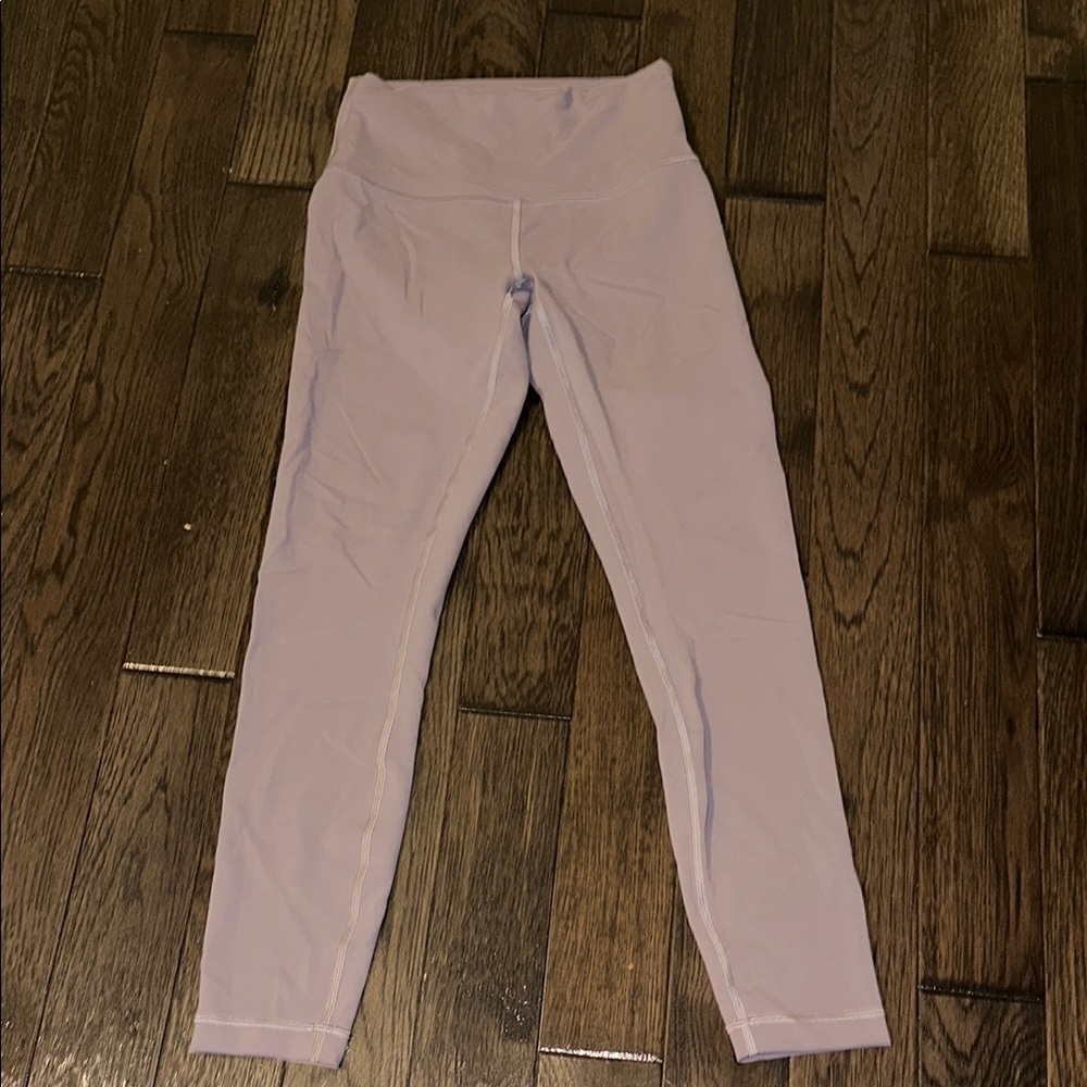 Lululemon Women’s Wundertrain High-rise 25” size 6 in violet verbana